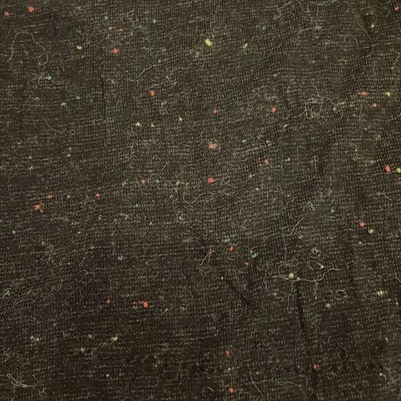 Gimmicks by BKE speckled top with embroidered sleeve and lace cut out size small - Picture 4 of 7